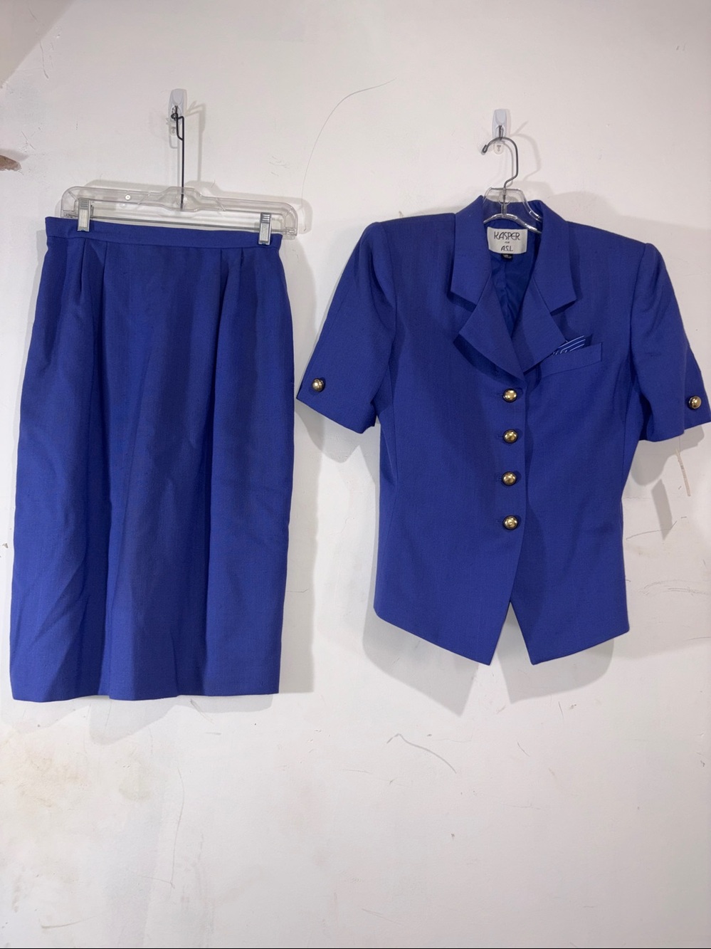Vintage Kasper for ASL Women’s 8 Blue Violet Skirt Suit NWT Gold Buttons